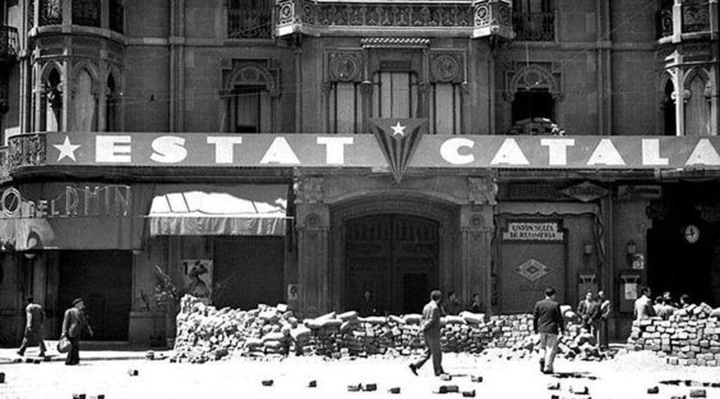 Edificio tomado por el Estat Catalá